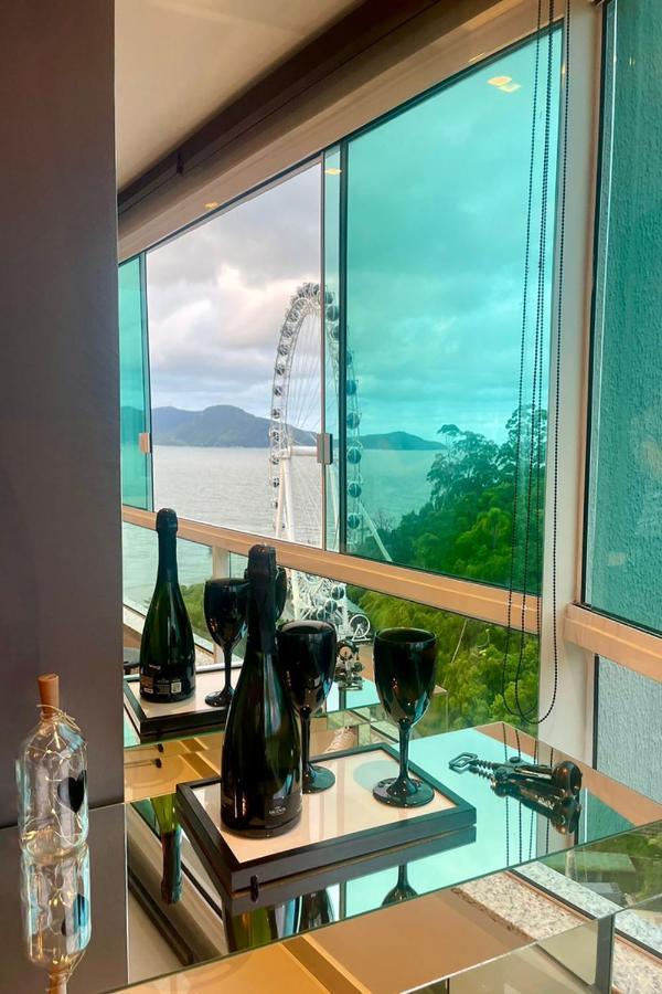 Apartamento De Frente O Mar Em