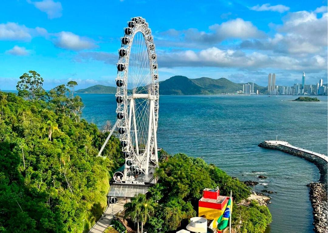 De Frente O Mar Em Balneario Camboriu